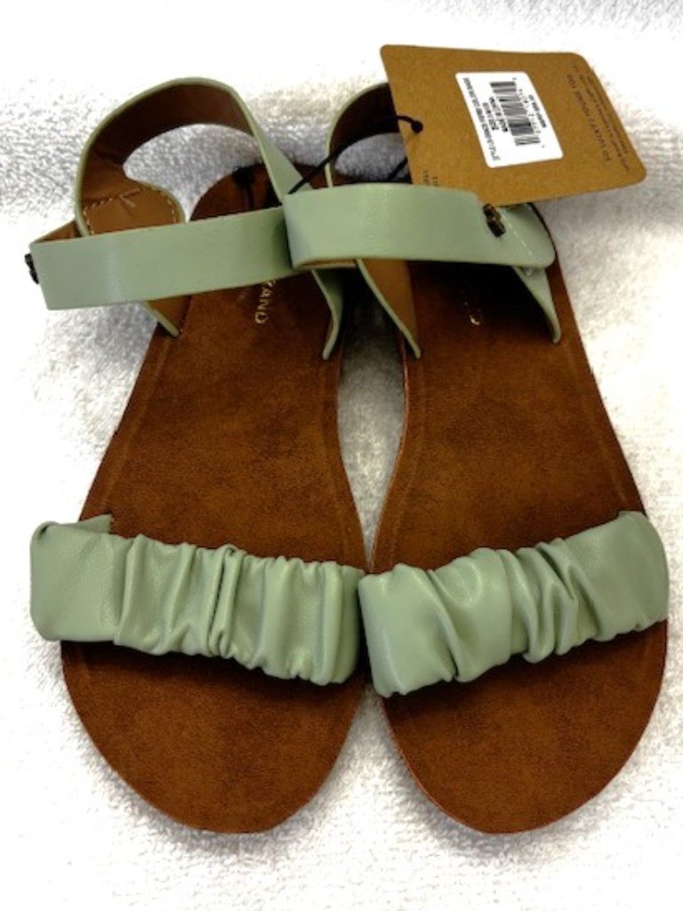 Lucky Brand Grace Ruffle Sandals In Sage With Hook And Loop Closure Nwt Size 3